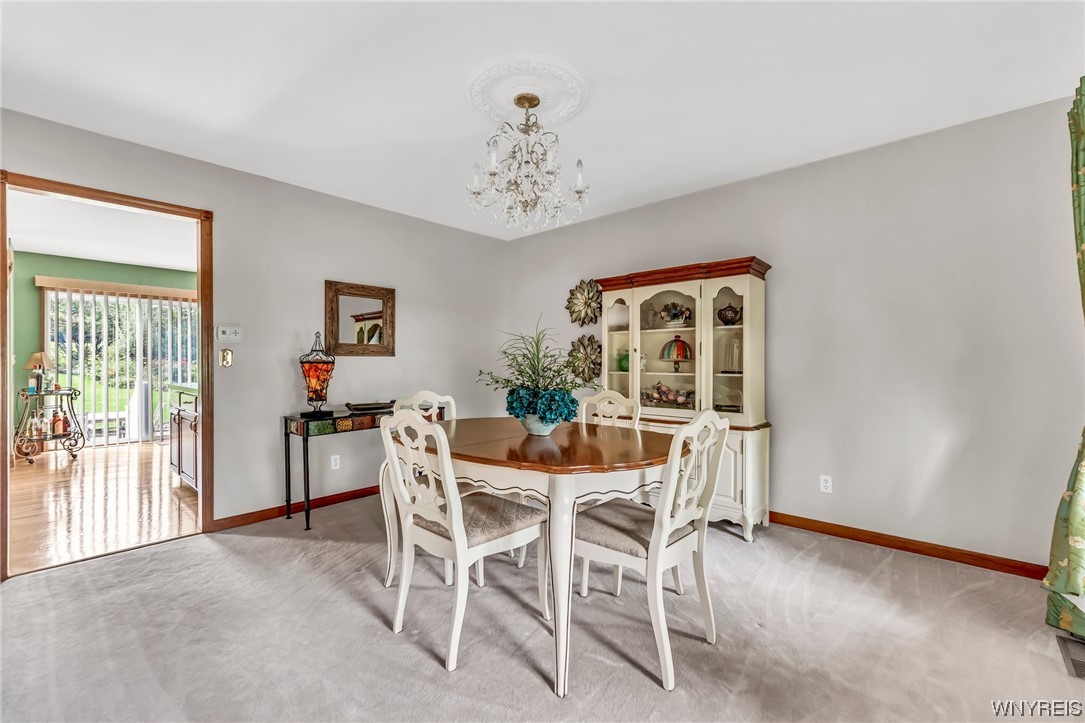 4586 Killian Road Pendleton, NY 14120 - Photo 8 of 49