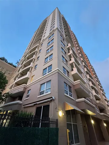 $595,000 | 3232 Southwest 22nd Terrace, Unit 801, Miami, FL 33145