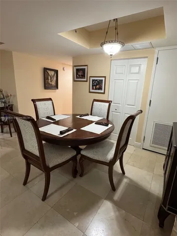 $595,000 | 3232 Southwest 22nd Terrace, Unit 801, Miami, FL 33145