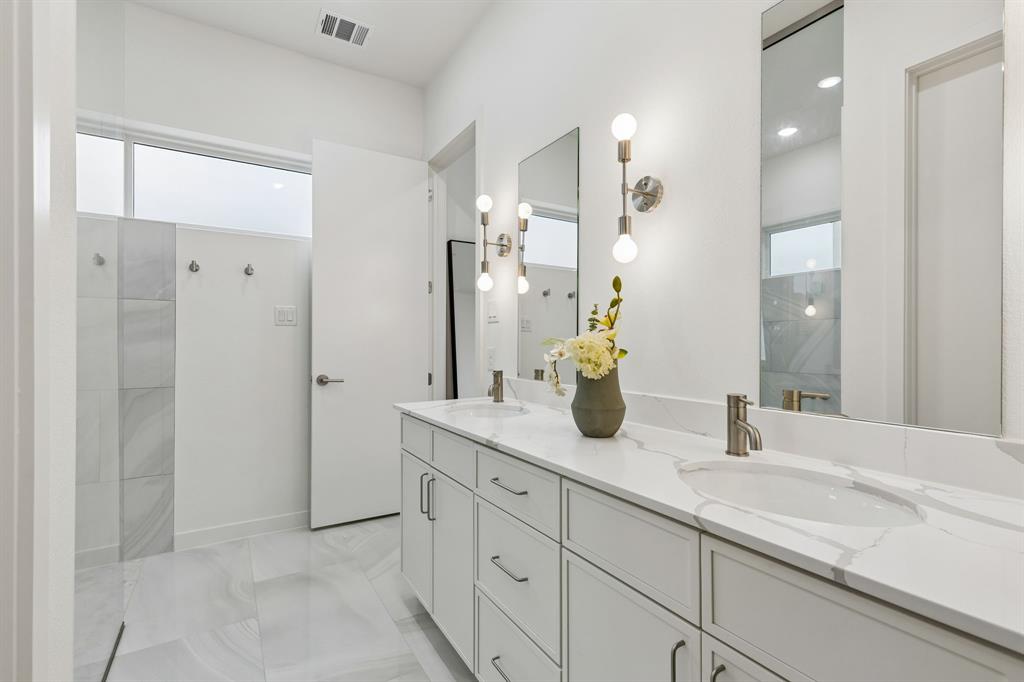 4739 Gretna Street, Unit 204 Dallas, TX 75207 - Photo 16 of 36