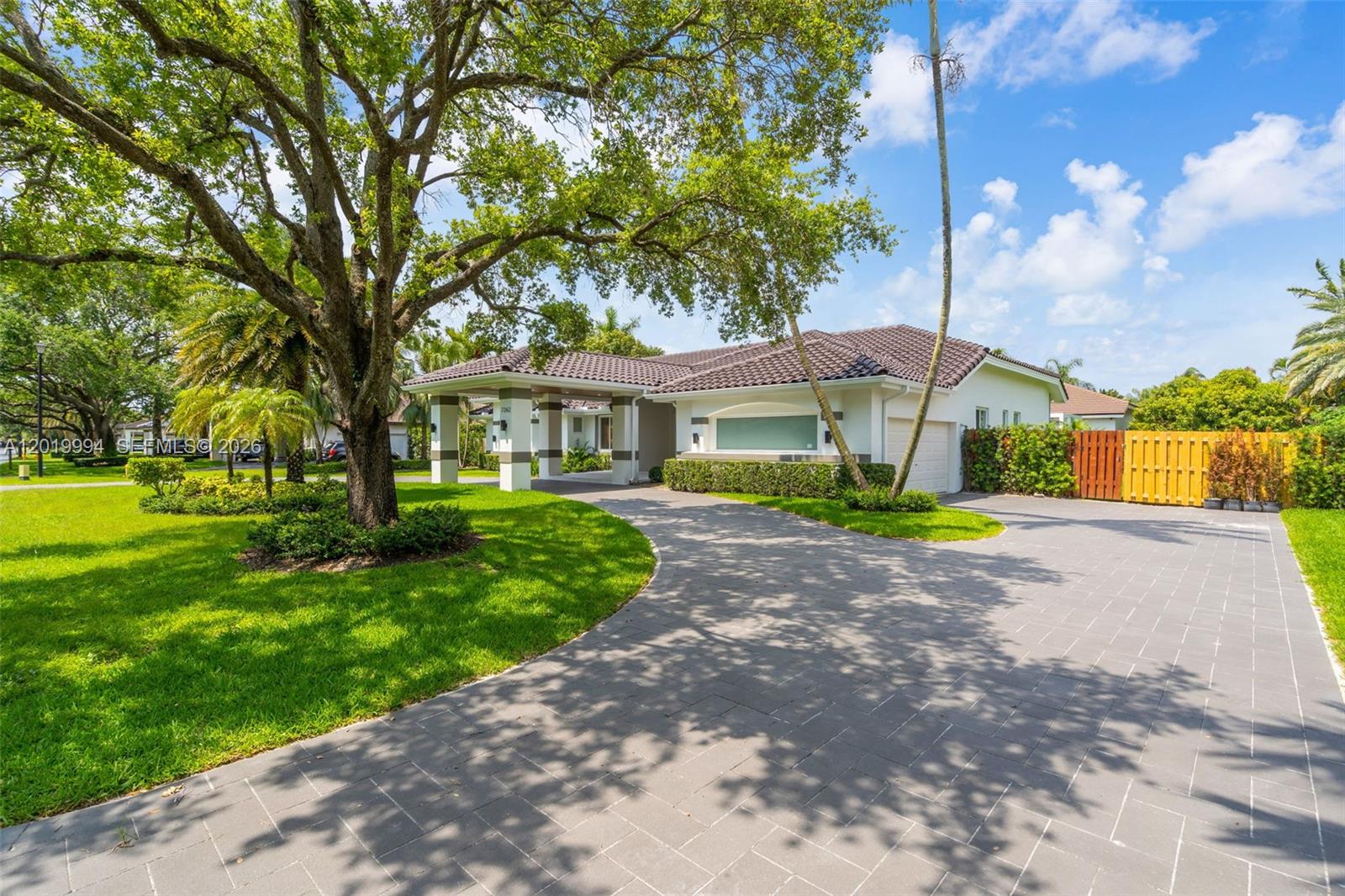 7262 Southwest 120th Avenue Miami, FL 33183 - Photo 4 of 65