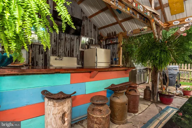 $499,000 | 10213 Germantown Road, Berlin, MD 21811