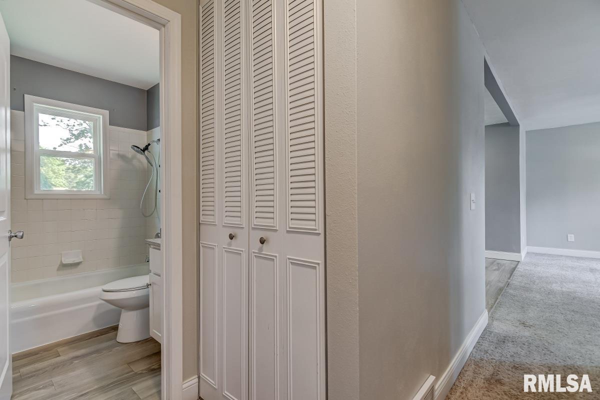 2449 East Griffiths Avenue Springfield, IL 62702 - Photo 20 of 28