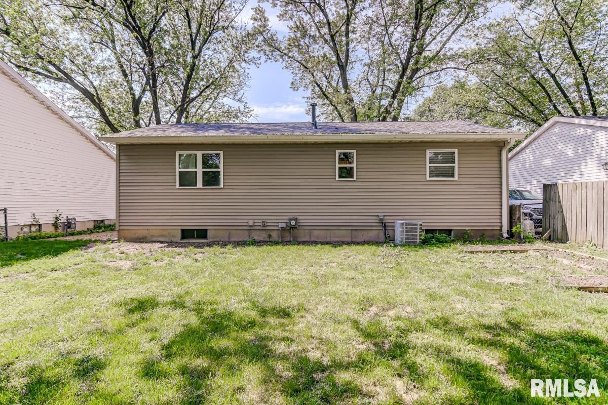 2449 East Griffiths Avenue Springfield, IL 62702 - Photo 25 of 28