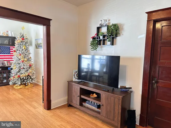 $2,250 | 411 Rowan Avenue, Trenton, NJ 08610