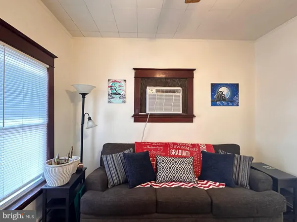 $2,250 | 411 Rowan Avenue, Trenton, NJ 08610