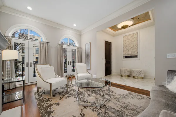 $3,600,000 | 2140 North Clifton Avenue, Chicago, IL 60614