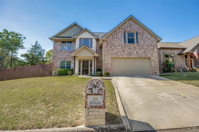 $419,000 | 208 Greenway Bend, Pottsboro, TX 75076