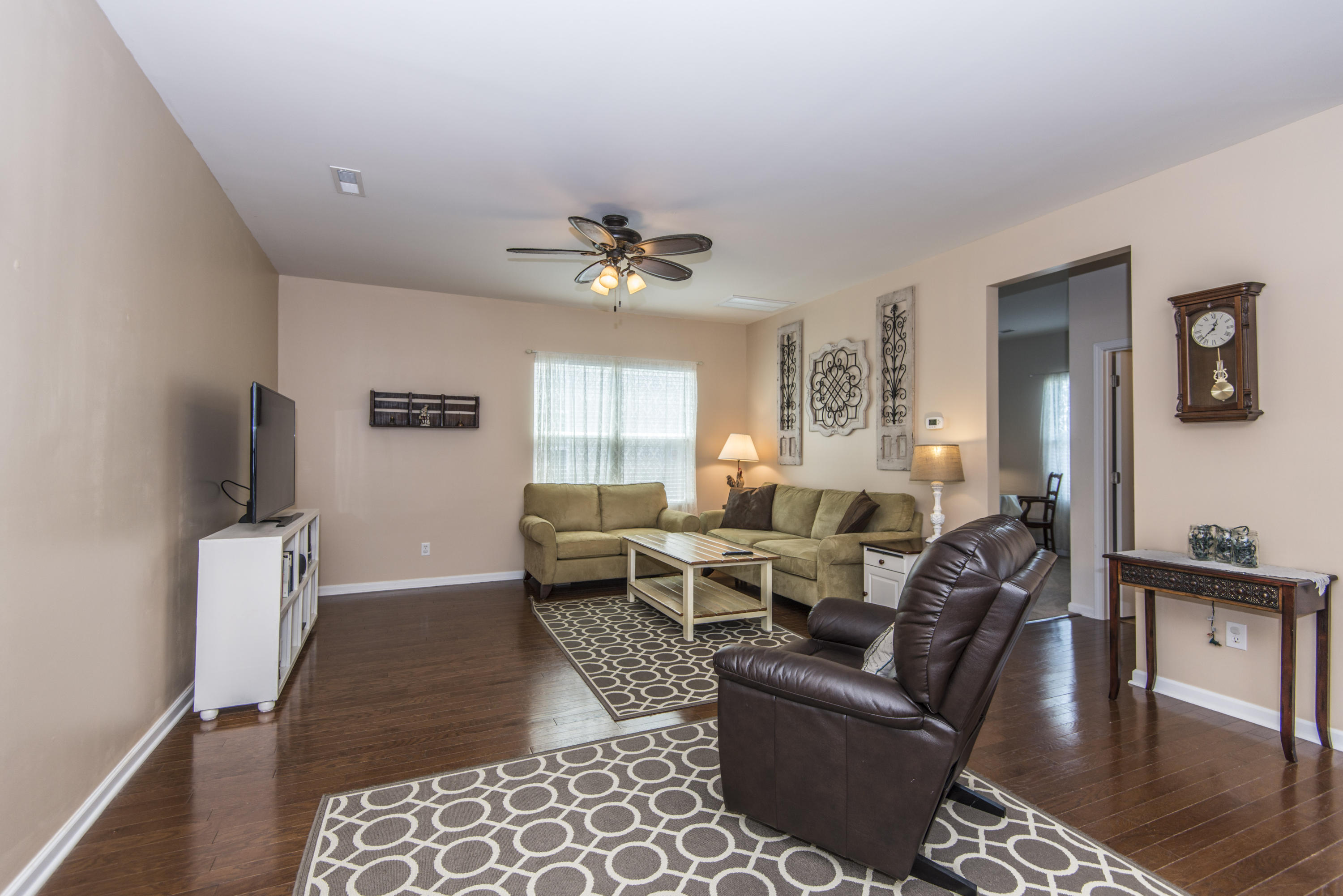 129 Brookhaven Road Summerville, SC 29486 - Photo 7 of 40 Family room