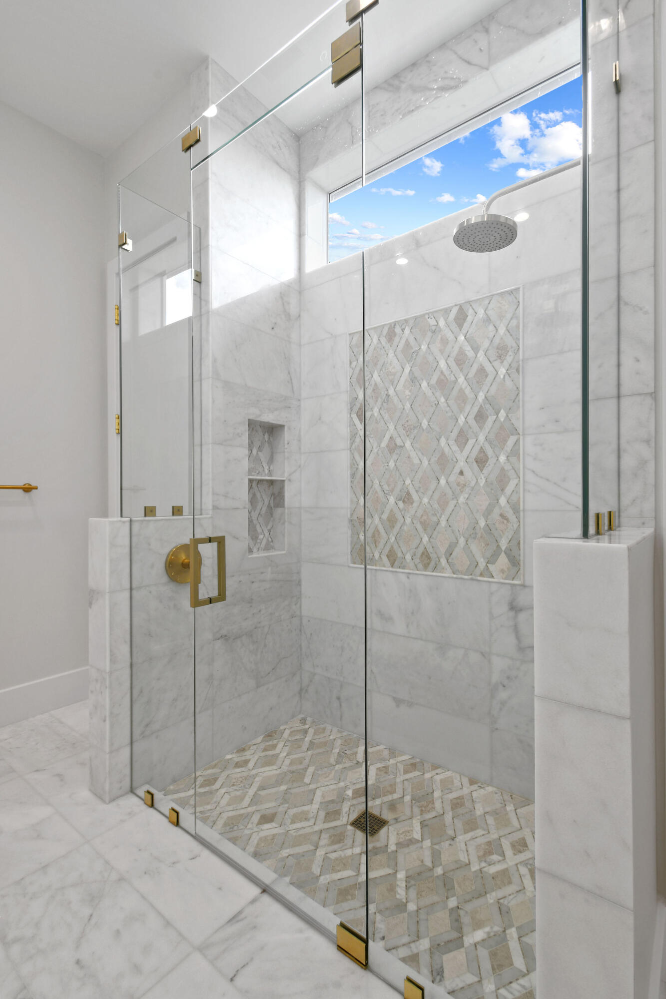 9105 Whippoorwill Trail Jupiter, FL 33478 - Photo 37 of 58 Guest Bath