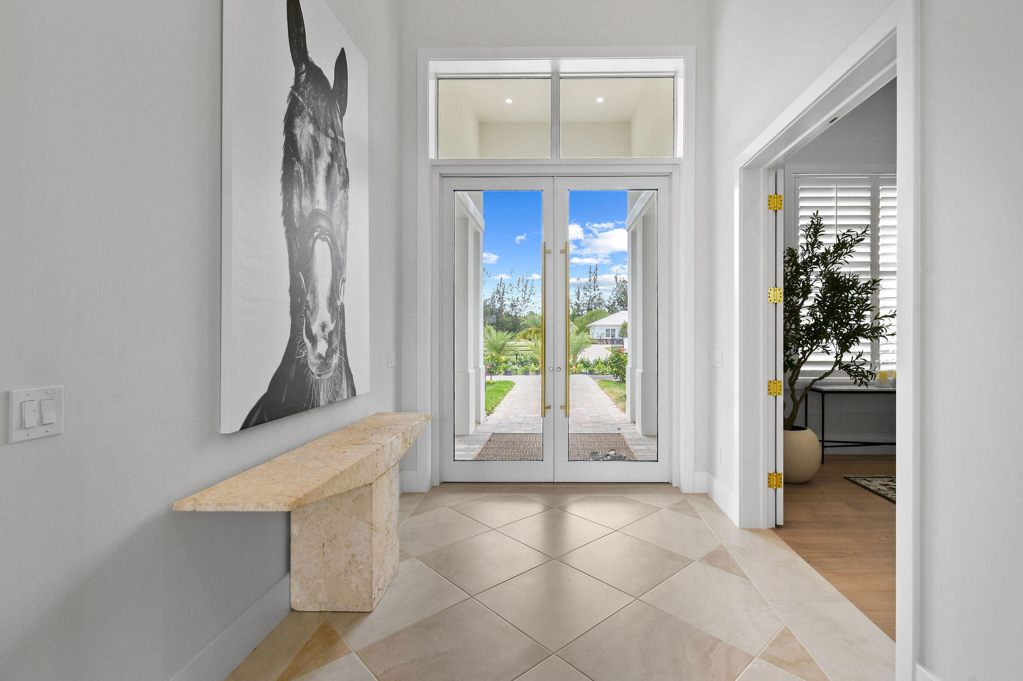 9105 Whippoorwill Trail Jupiter, FL 33478 - Photo 4 of 58 Entry