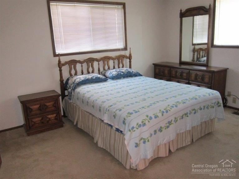 4482 Southwest Reif Road Powell Butte, OR 97753 - Photo 10 of 15 Additional Photo