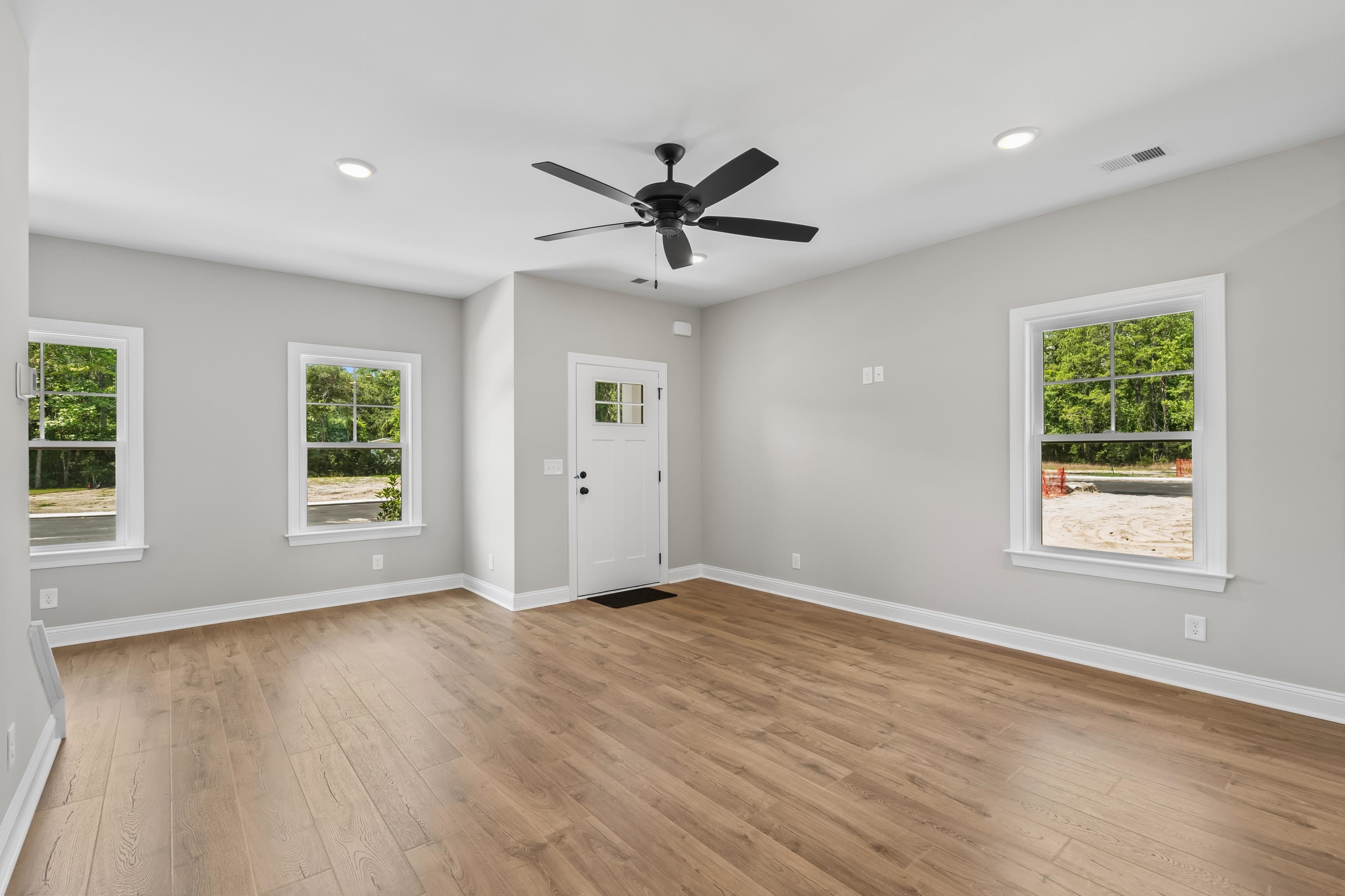 21 Graybo Lane, Unit 8 Pawleys Island, SC 29585 - Photo 6 of 40 Gallery Image 6