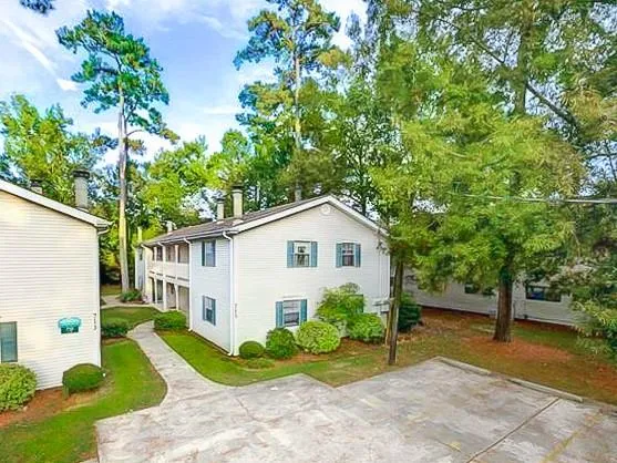 $1,500 | 713 Heavens Drive, Unit 8, Mandeville, LA 70471