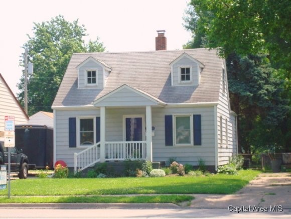 1920 North 19th Street Springfield, IL 62702 - Photo 1 of 12