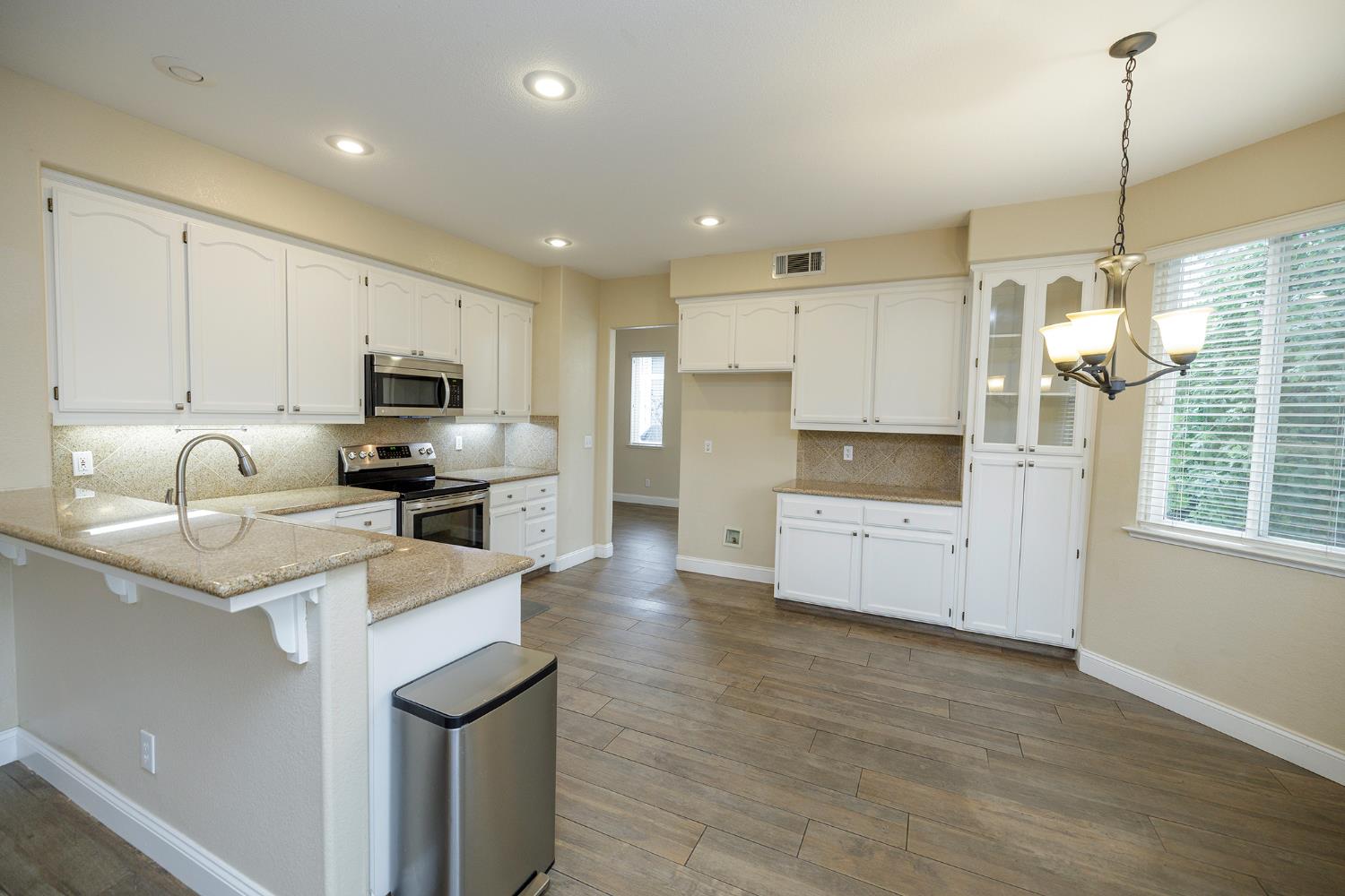 446 Meyenberg Avenue Ripon, CA 95366 - Photo 11 of 47