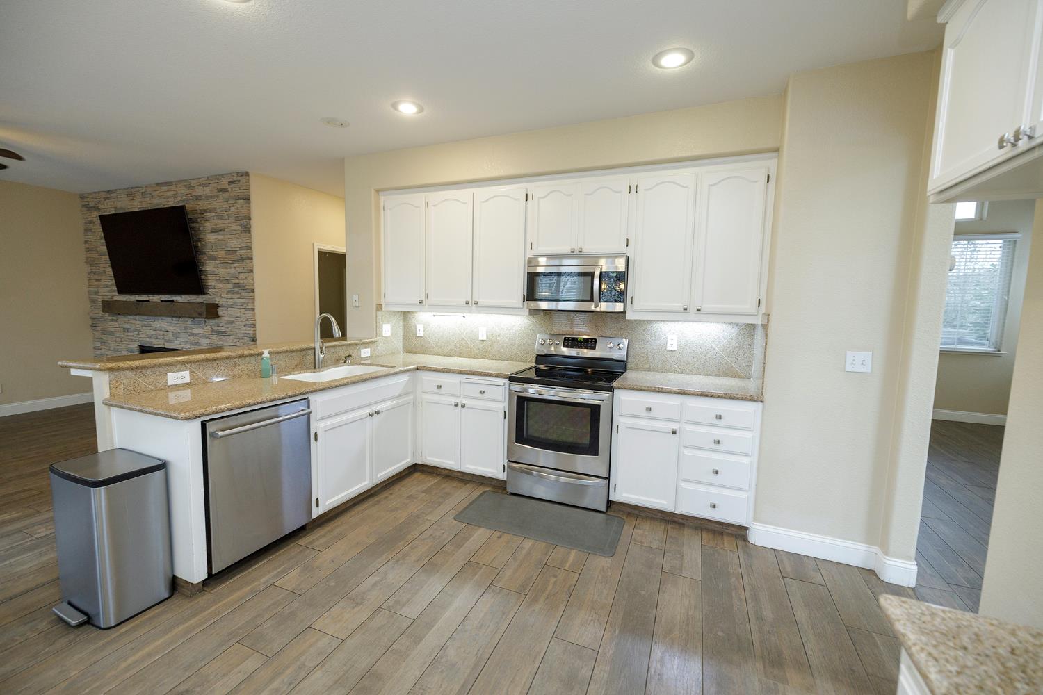 446 Meyenberg Avenue Ripon, CA 95366 - Photo 12 of 47