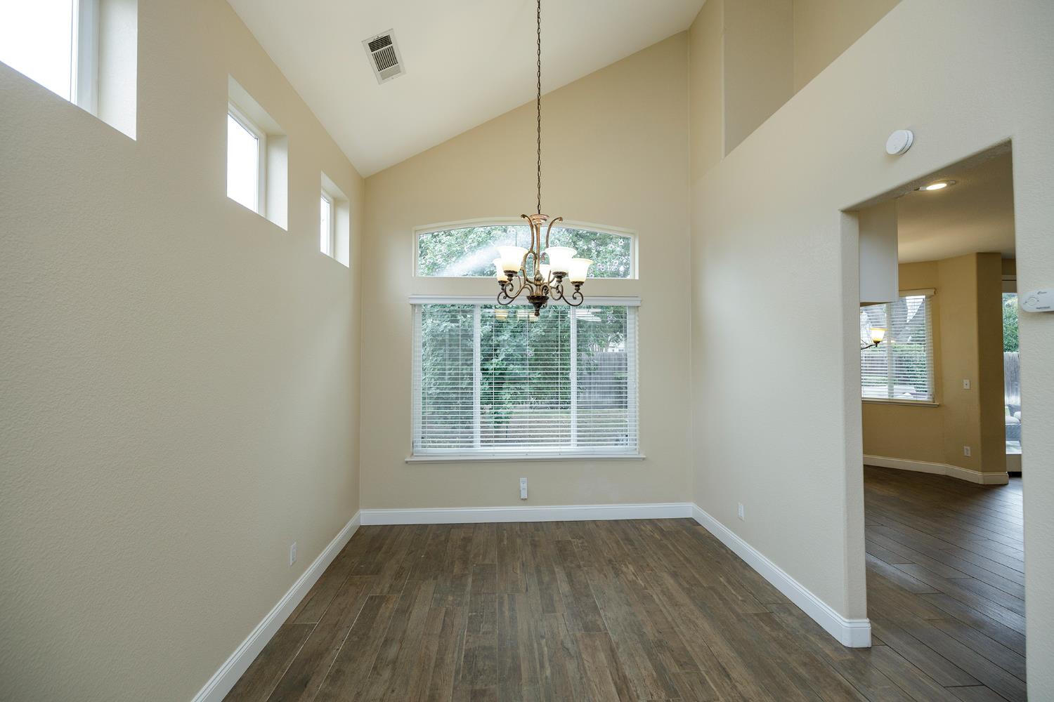 446 Meyenberg Avenue Ripon, CA 95366 - Photo 9 of 47