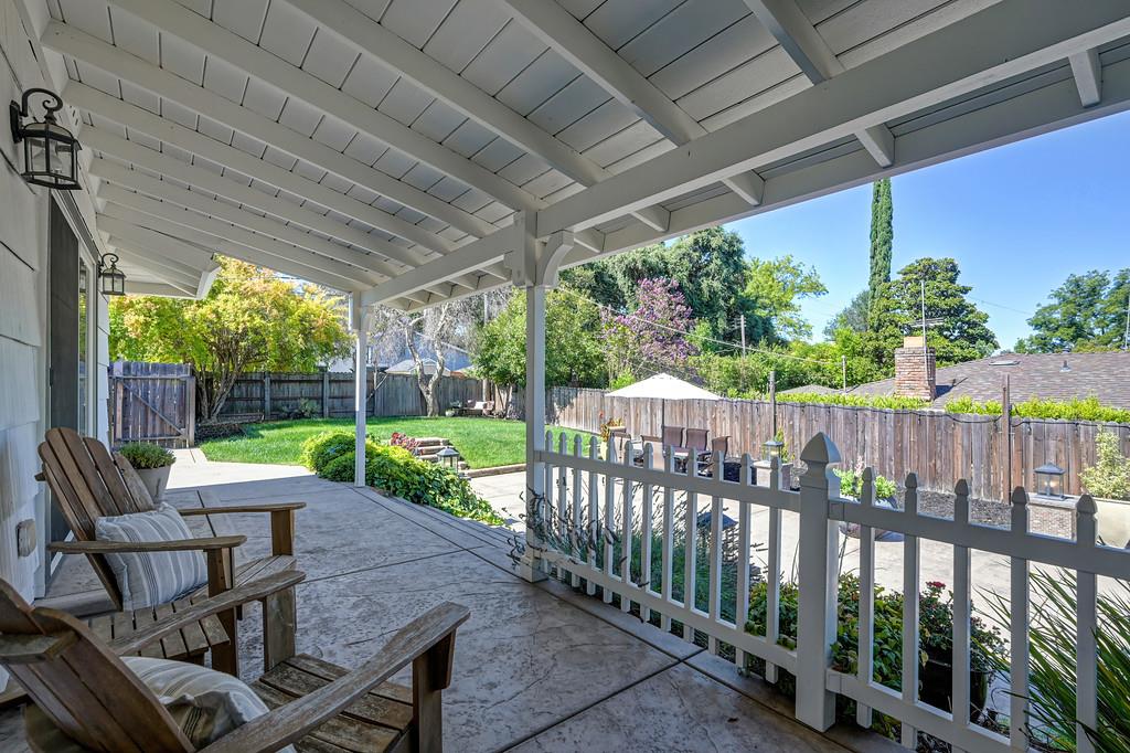 8440 Ranchita Way Fair Oaks, CA 95628 - Photo 38 of 55