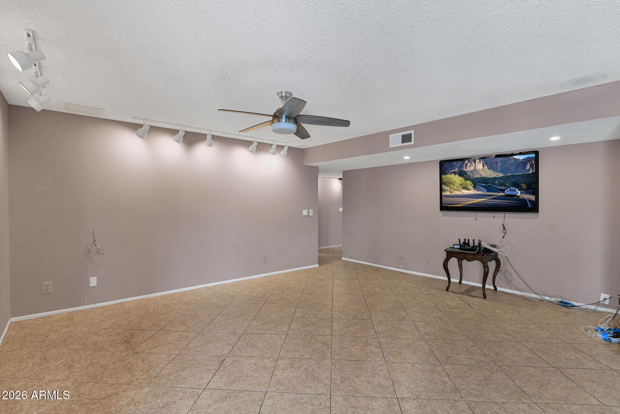 5640 West Redfield Road Glendale, AZ 85306 - Photo 10 of 27 10-web-or-mls-P1725860