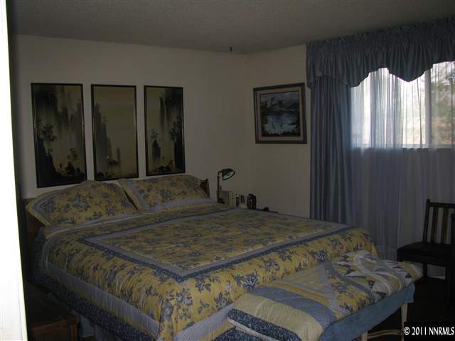 4395 Valdez Way Reno, NV 89502 - Photo 8 of 12 Photo 8