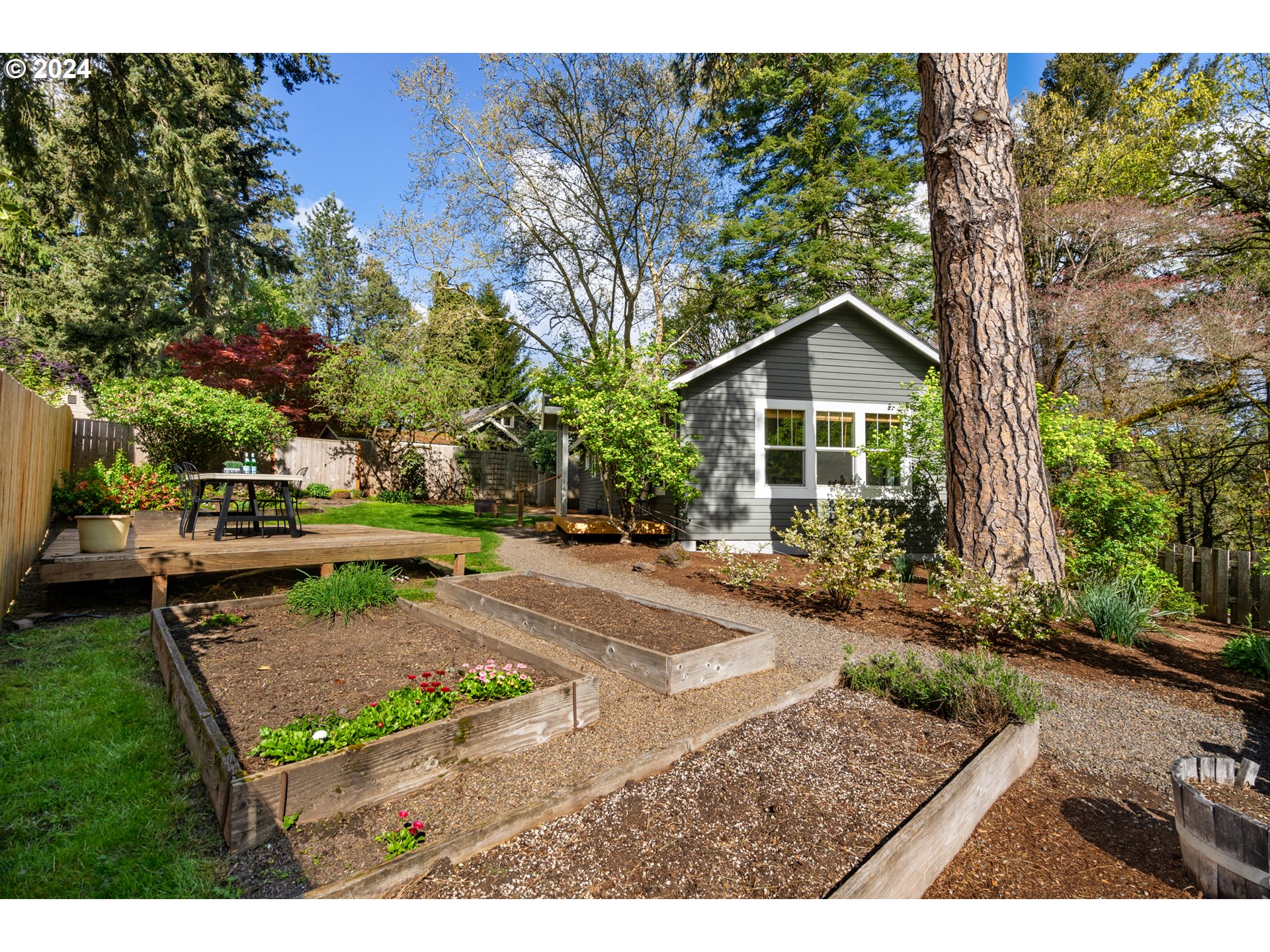 4016 Southwest Cullen Boulevard Portland, OR 97221 - Photo 31 of 41 a view of a yard in front of house with a yard