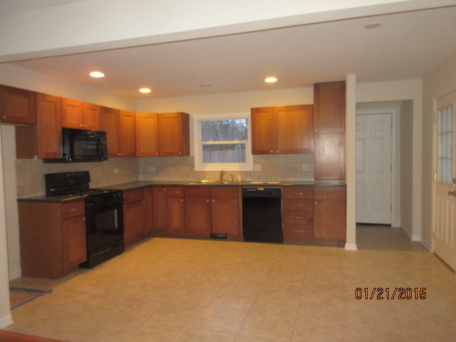 1336 Orion Road Batavia, IL 60510 - Photo 2 of 14