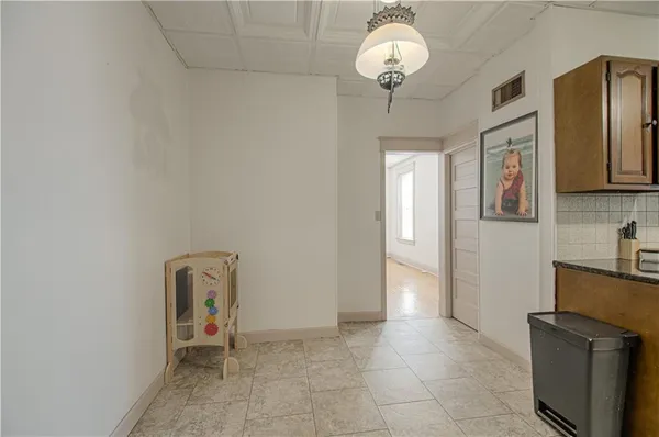 $270,000 | 1909 South Street, Lexington, MO 64067