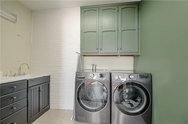 $270,000 | 1909 South Street, Lexington, MO 64067