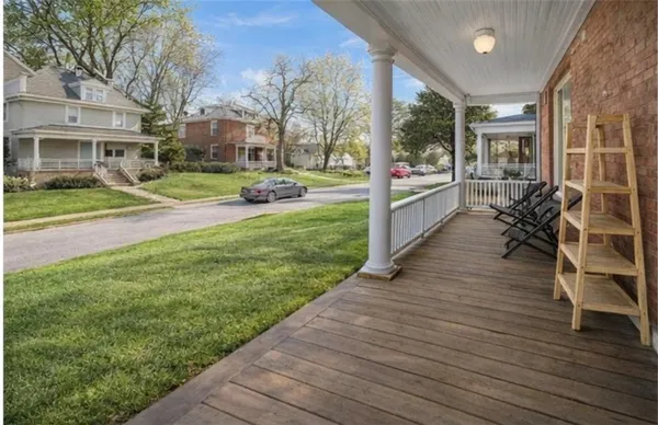 $270,000 | 1909 South Street, Lexington, MO 64067