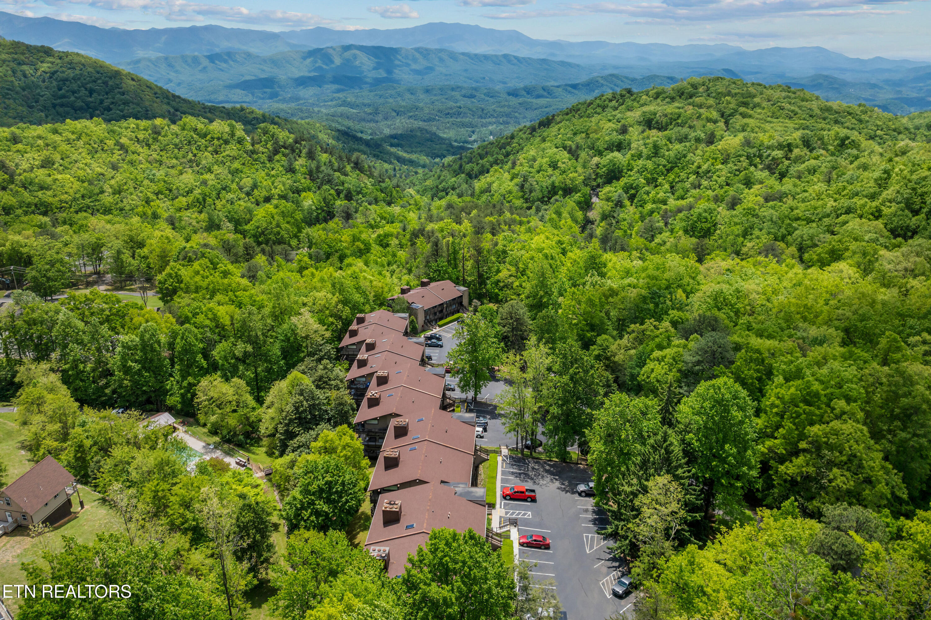 1081 Cove Road, Unit 1024 Sevierville, TN 37876 - Photo 37 of 39 1081CoveRdunit1024-31