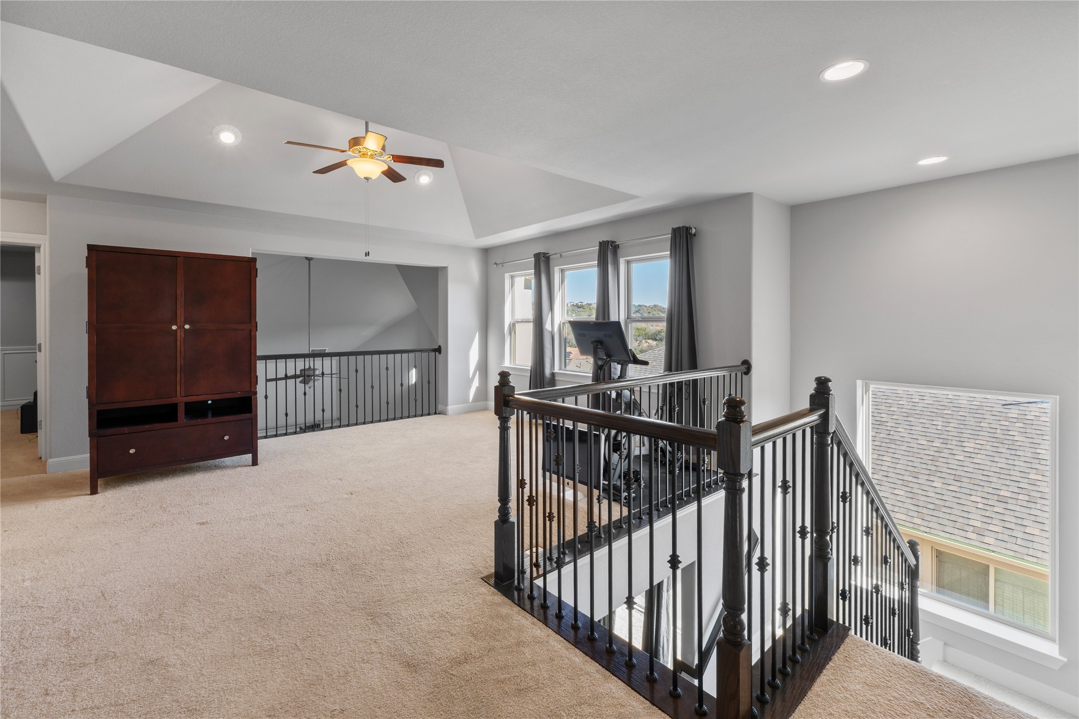 3512 Venezia View Leander, TX 78641 - Photo 9 of 35