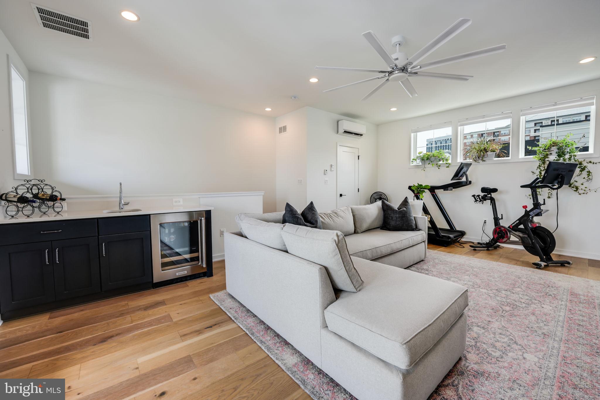 1964 Roland Clarke Place Reston, VA 20191 - Photo 28 of 37