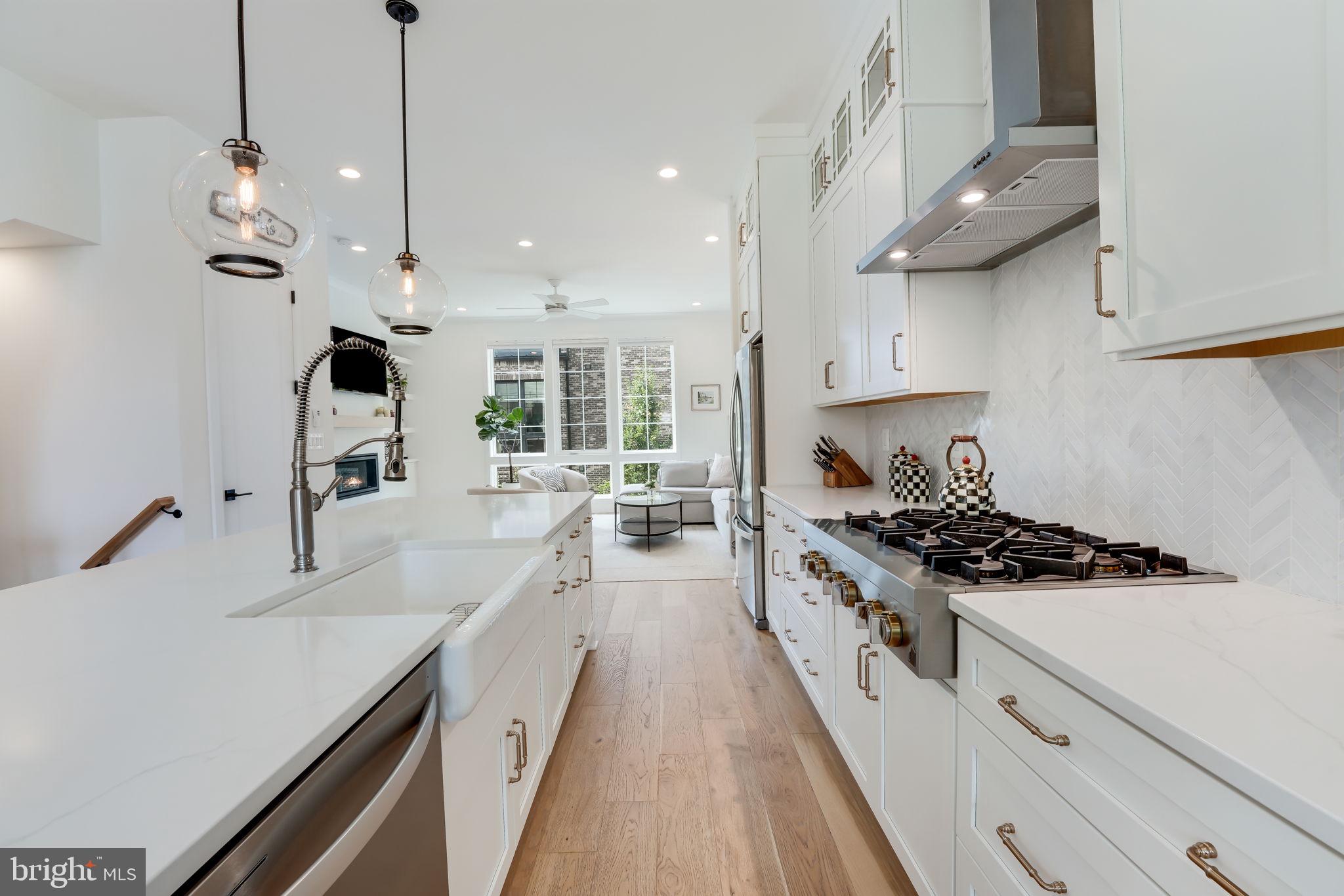1964 Roland Clarke Place Reston, VA 20191 - Photo 5 of 37