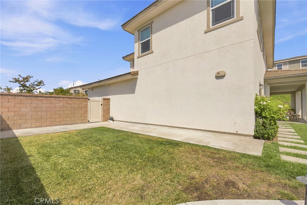 1238 Matterhorn Street Riverside, CA 92506 - Photo 39 of 45