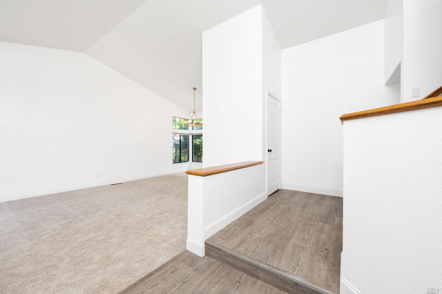 7216 Roxanne Lane Rohnert Park, CA 94928 - Photo 5 of 40