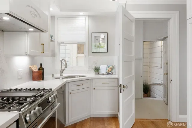 $1,549,000 | 335 Lake Street, San Francisco, CA 94118