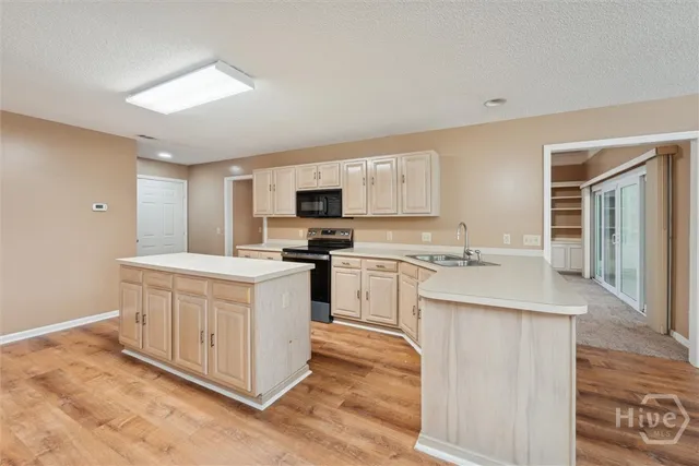 $630,000 | 121 Summer Winds Drive, Savannah, GA 31410