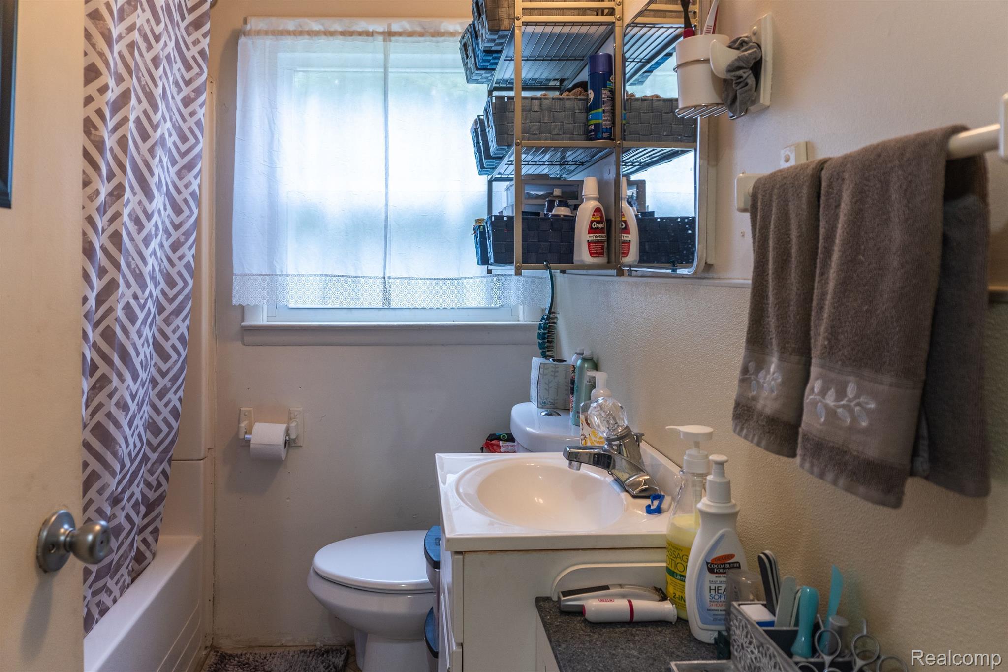 21847 Bohn Road Belleville, MI 48111 - Photo 13 of 23 Gallery Image 13
