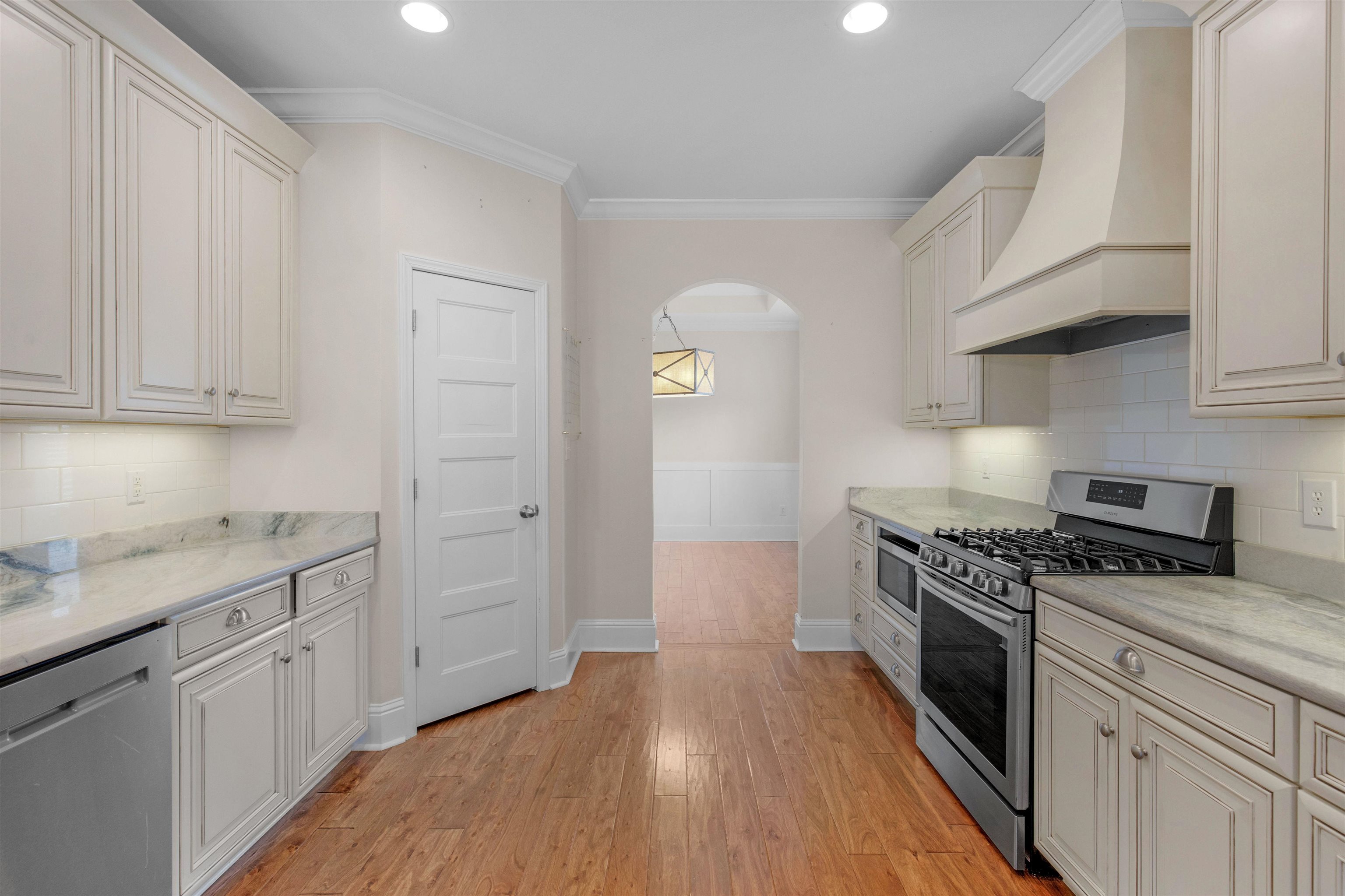 25092 Fairfax Road Daphne, AL 36526 - Photo 12 of 29 Kitchen