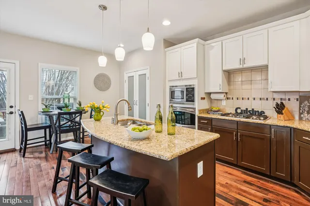 $730,000 | 25135 Hummocky Terrace, Aldie, VA 20105