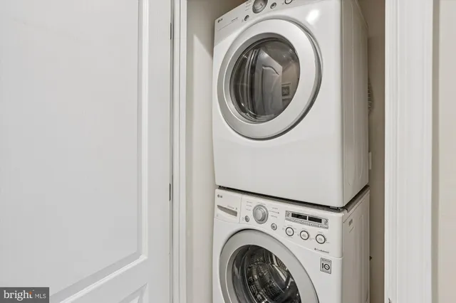 $730,000 | 25135 Hummocky Terrace, Aldie, VA 20105