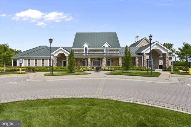 $730,000 | 25135 Hummocky Terrace, Aldie, VA 20105