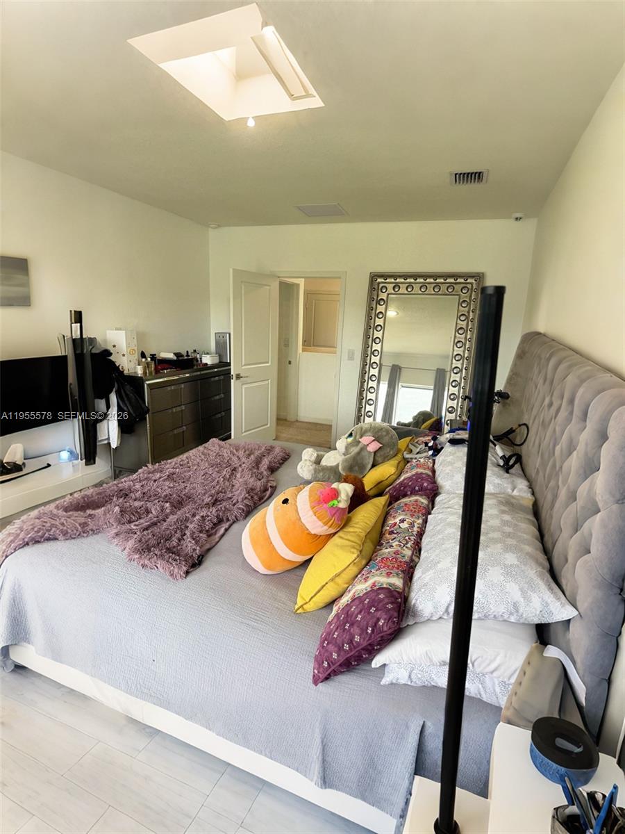 1783 Southeast 7th Street Homestead, FL 33033 - Photo 8 of 17