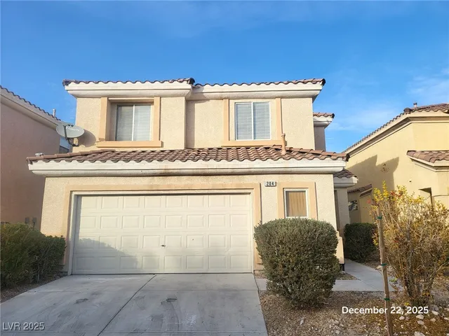 $2,405 | 204 Hickory Heights Avenue, Las Vegas, NV 89148