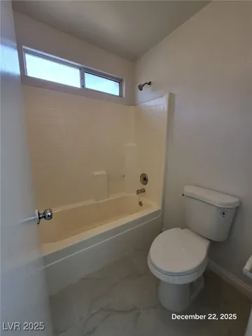 $2,405 | 204 Hickory Heights Avenue, Las Vegas, NV 89148