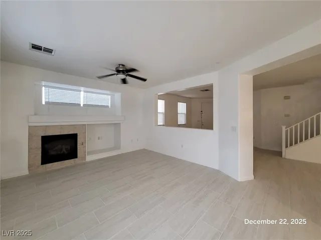 $2,405 | 204 Hickory Heights Avenue, Las Vegas, NV 89148