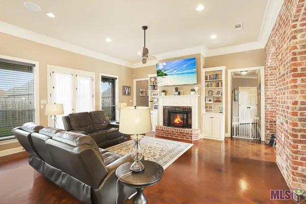 $475,000 | 13275 Brookcrest Drive, Walker, LA 70785