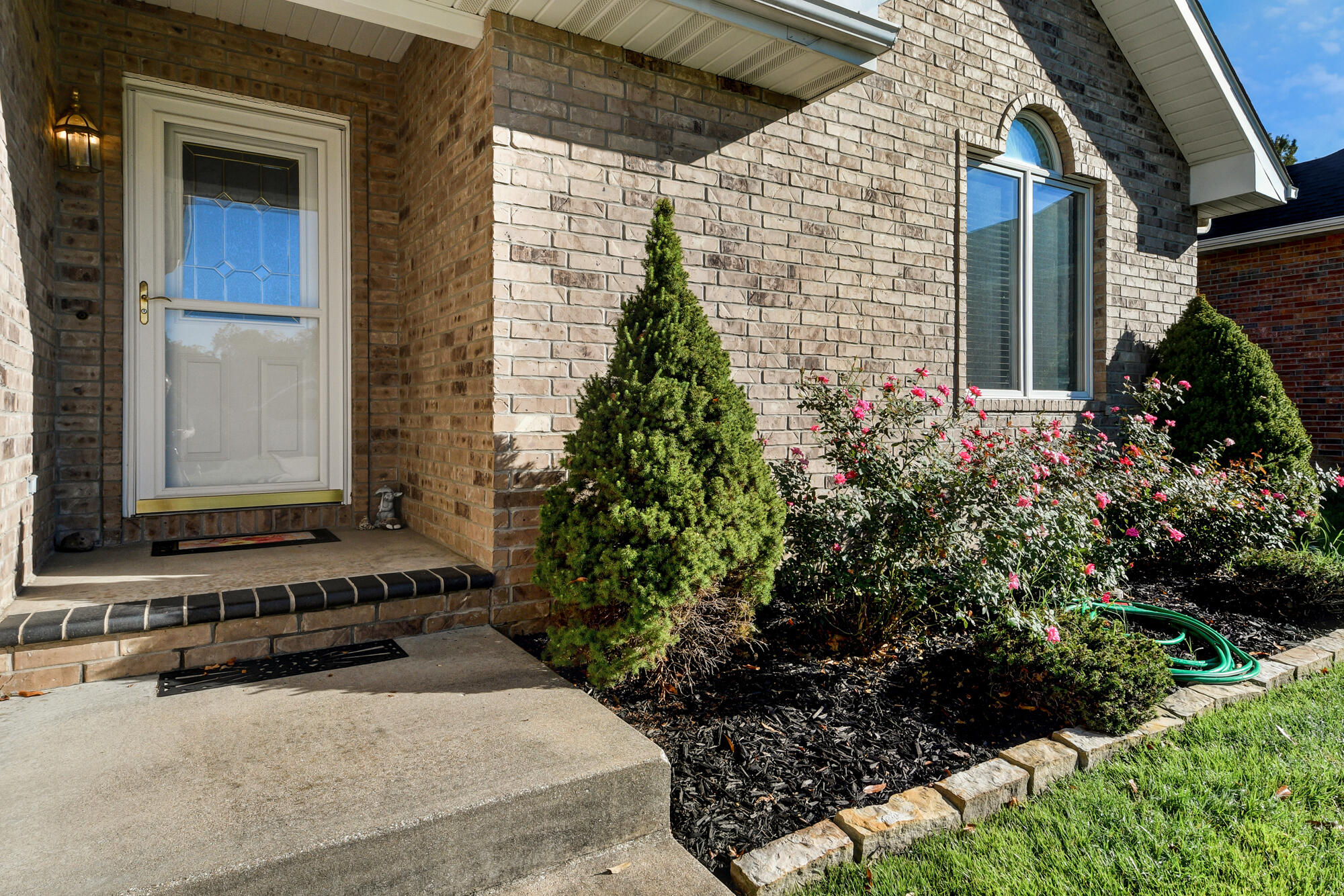 1645 West Swallow Street Springfield, MO 65810 - Photo 6 of 36 06