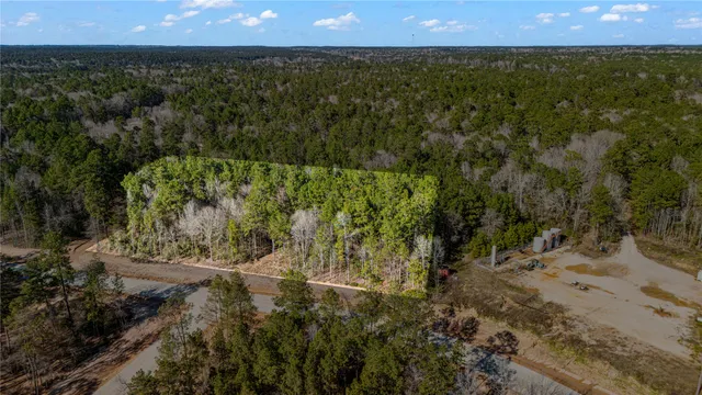 $255,000 | 129 Bunkhouse Road, New Waverly, TX 77358